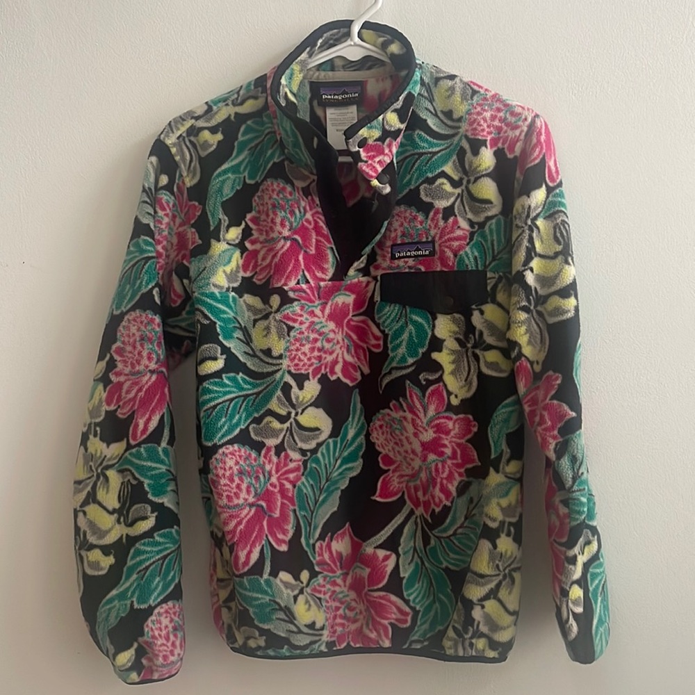 Patagonia synchilla snap-t floral flower pullover fleece jacket